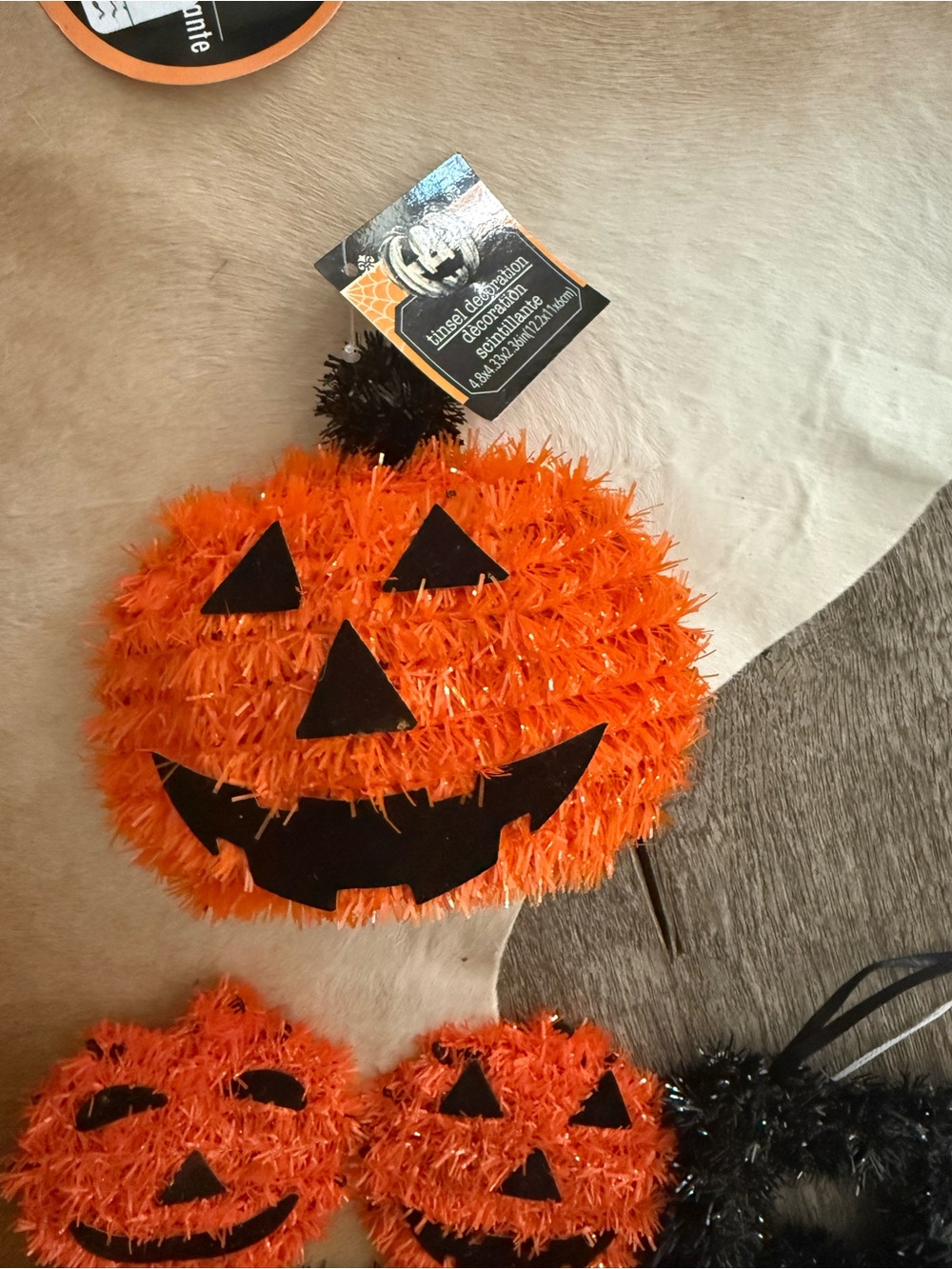 Brand NWT Bundle of 3 Tinsel Pumpkin Jack-O'-Lantern Decor - Orange & BlackGreen - Picture 4 of 9